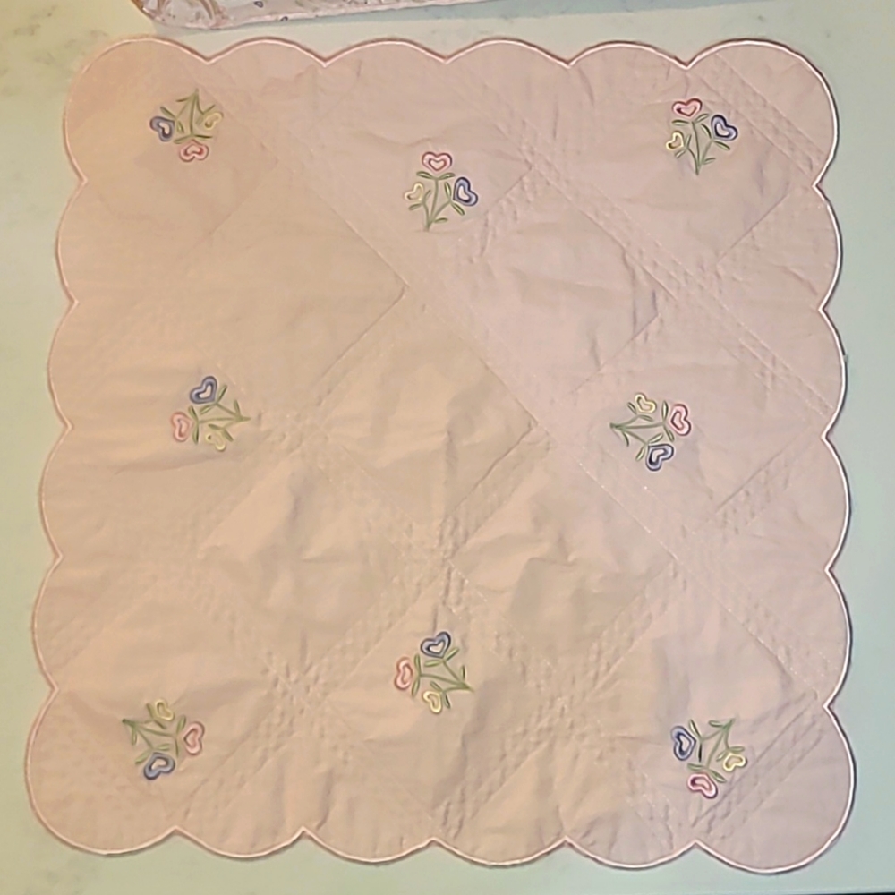 AMERICAN GIRL RETIRED QUILT and Matching Bumler pad
